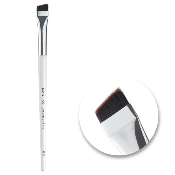 Mar-Ko Wide angled eyebrow brush 02